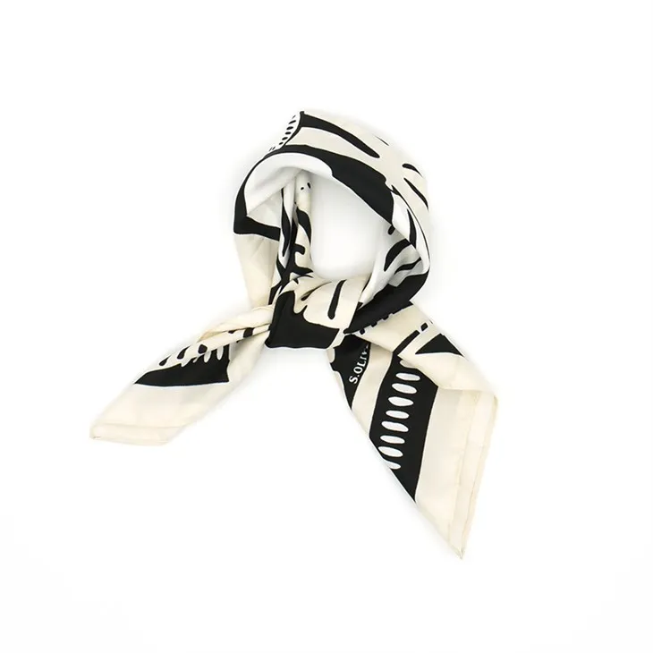 Cvjetni print twill bandana s042